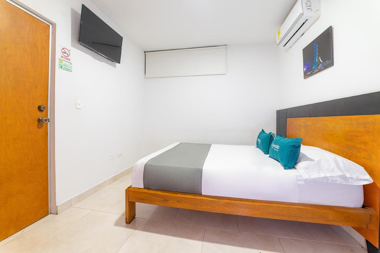 Hotel Ayenda Zhena Cúcuta Zewnętrze zdjęcie