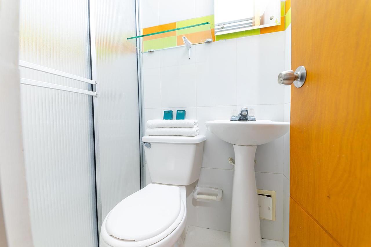 Hotel Ayenda Zhena Cúcuta Zewnętrze zdjęcie